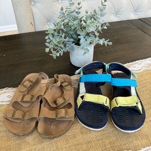 SOLD - Bundle of 2 toddler boy’s sandals - Size 11